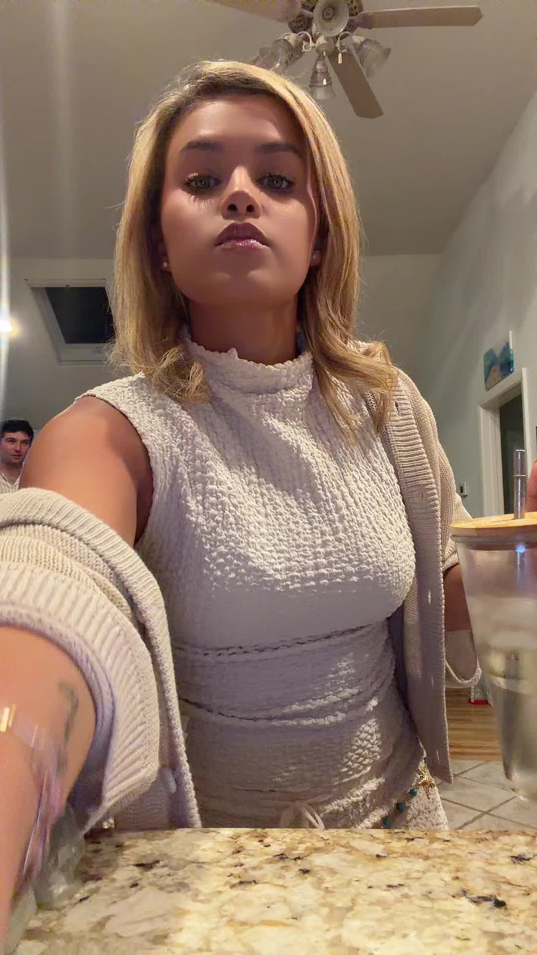 @alexaa