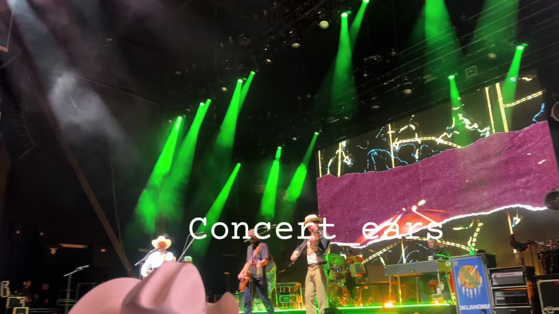 @CoNceRt Ears ๐ต๐ค๐ฝ๐โ๏ธ