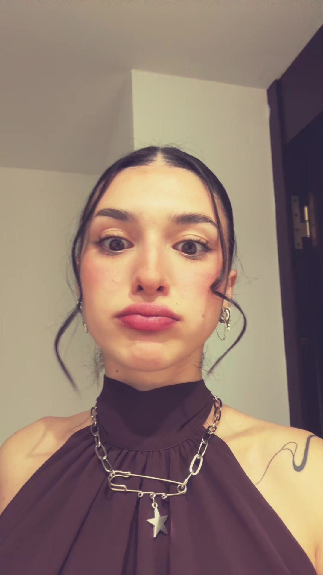 @Tinaaaa 👀