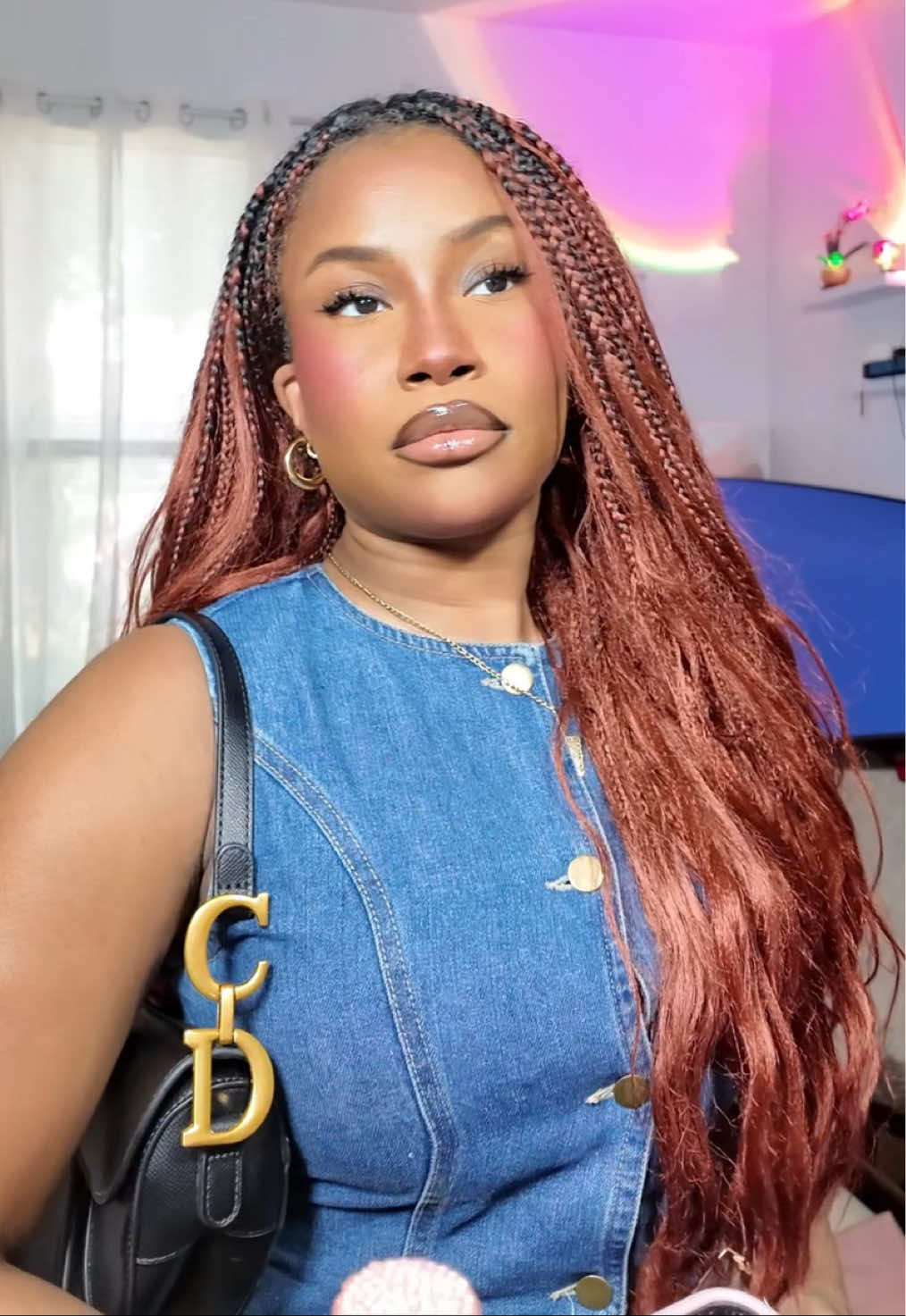 @T I O N N I E ⭐️