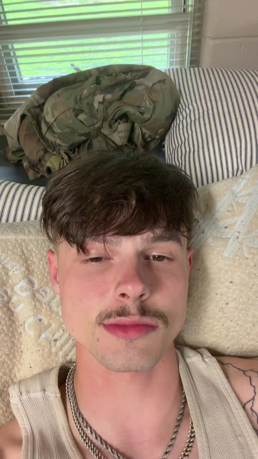@Whxte Boy