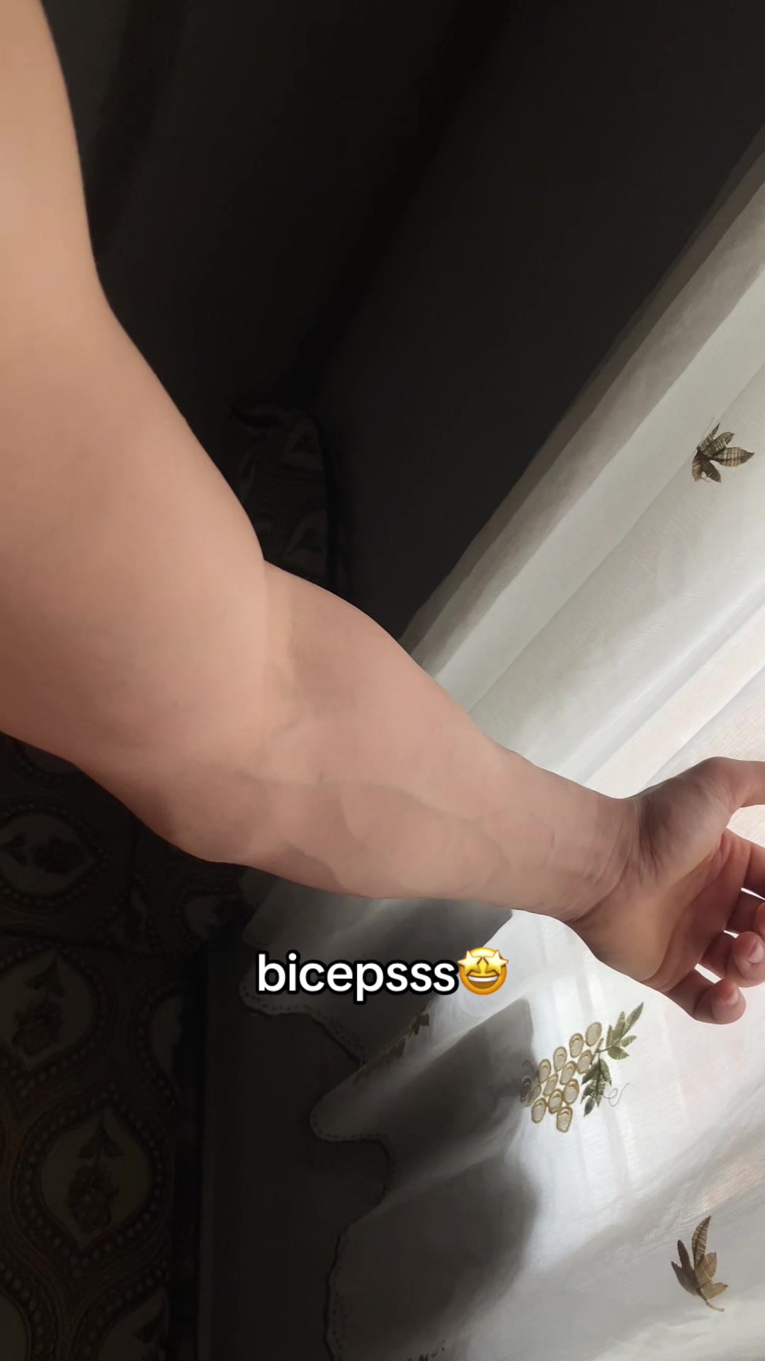 @𝐄𝐒𝐌𝐄𝐑
