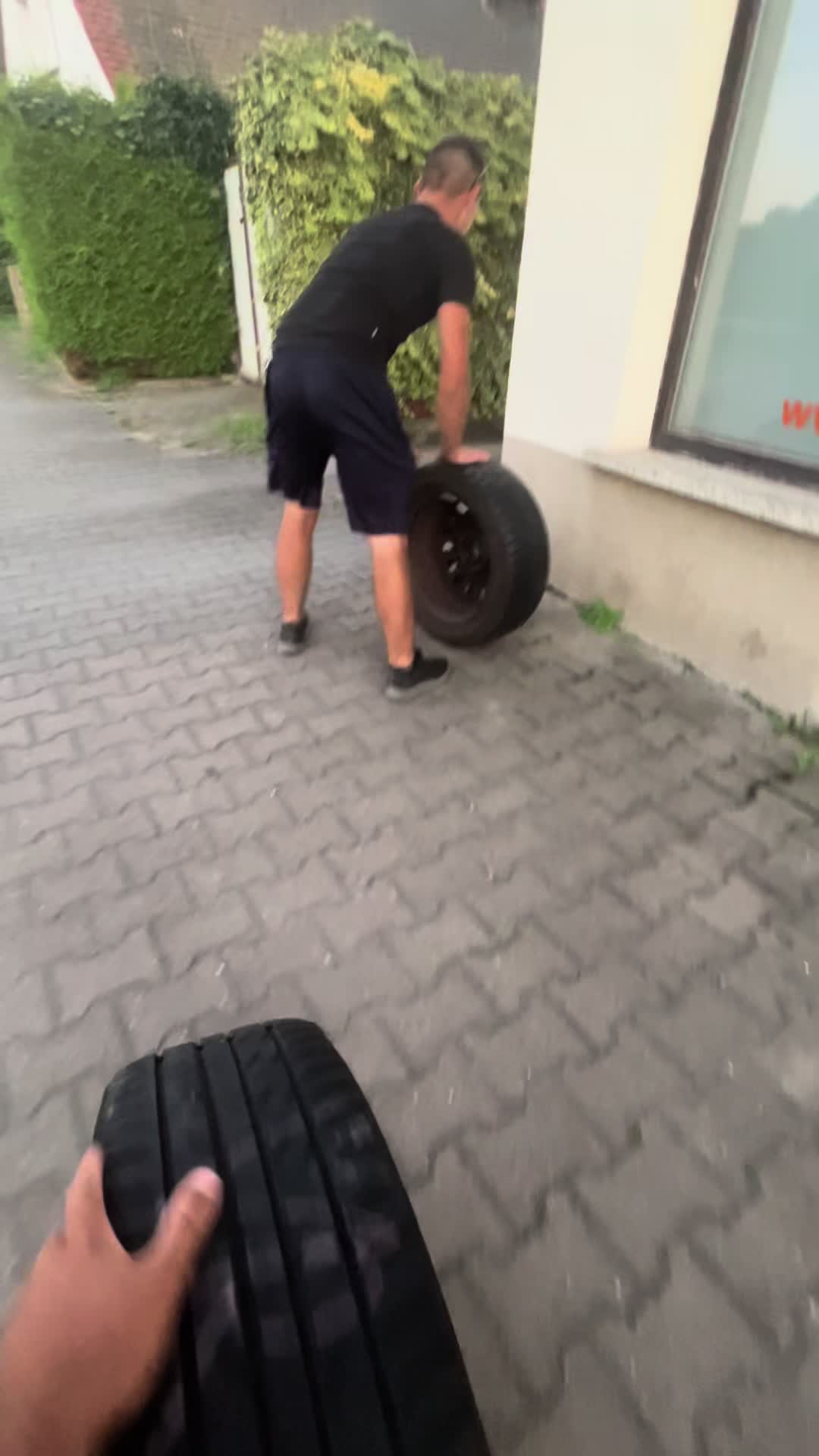 @BarBoks