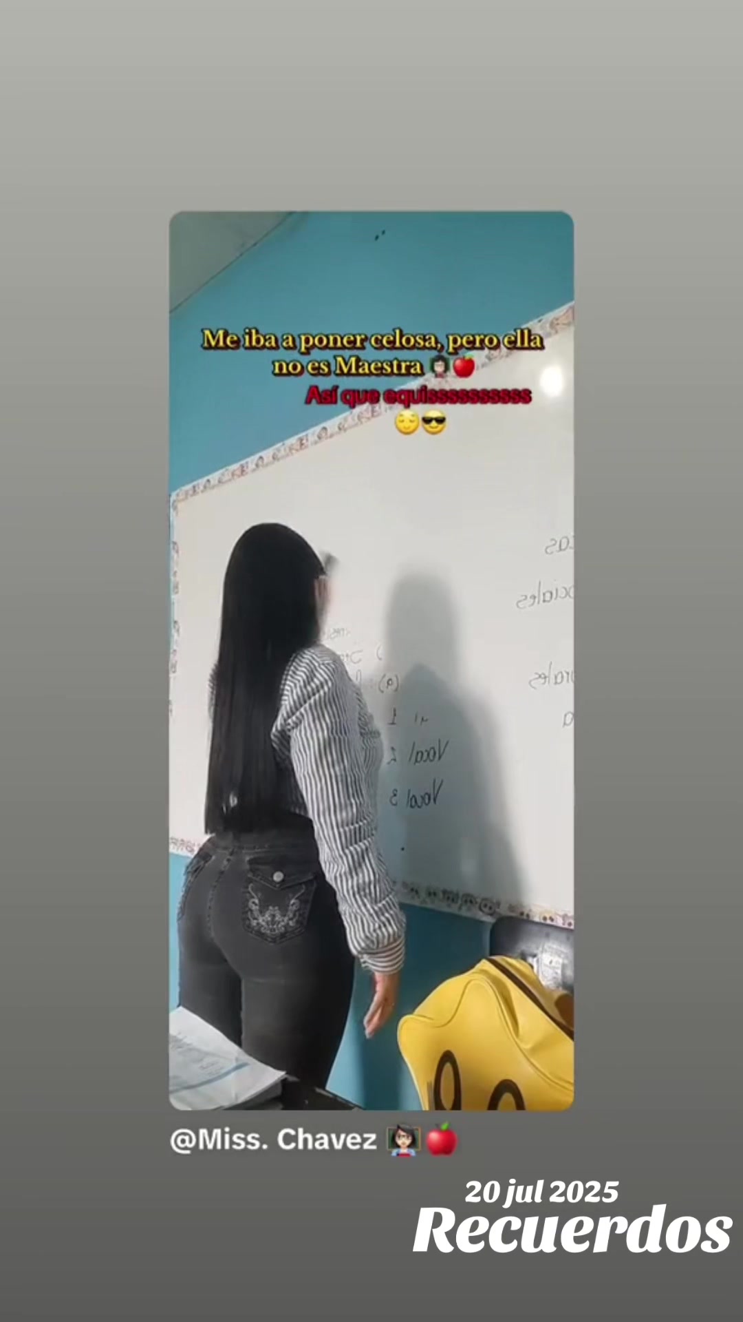 @Miss. Chavez 👩🏻&zwj;🏫🍎