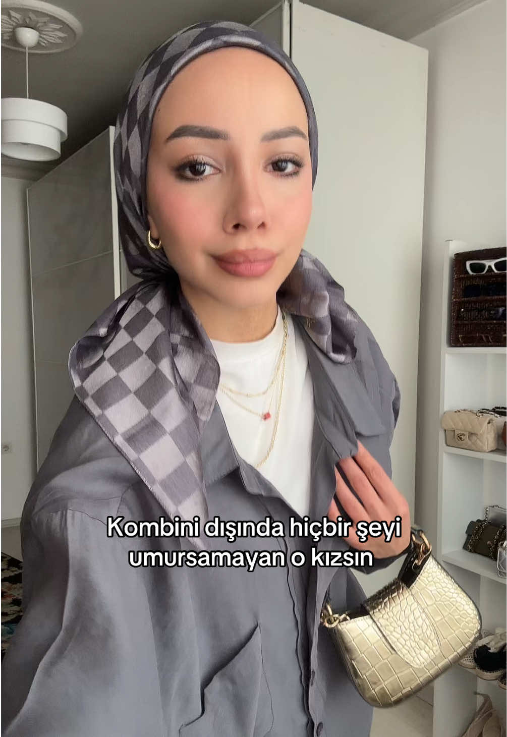 @Öznur