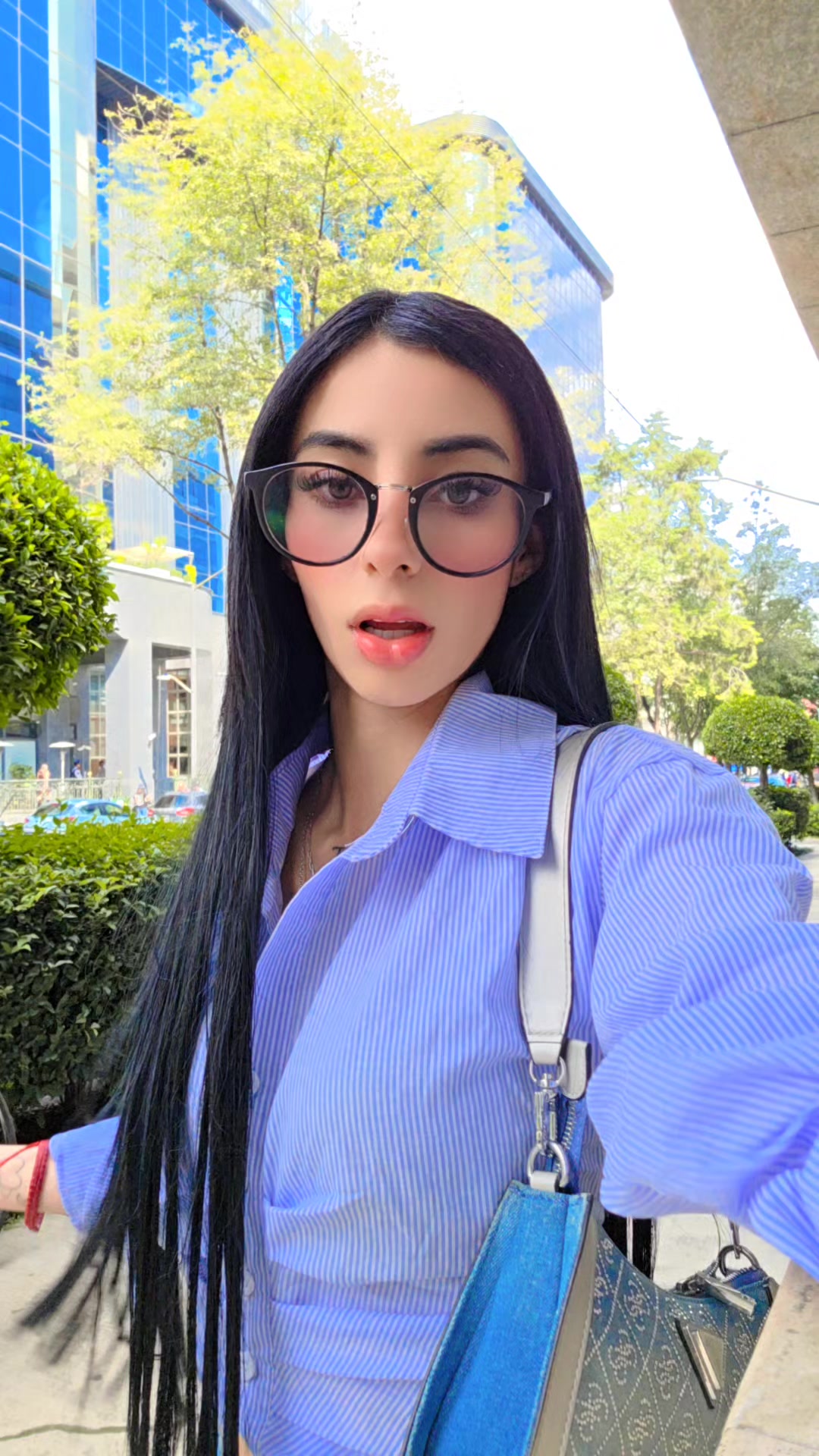 @DAYANA.๐