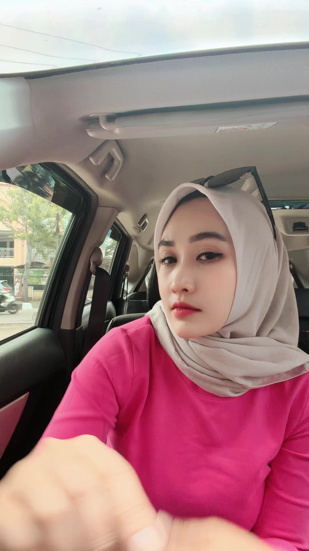 @KacaMataHitam