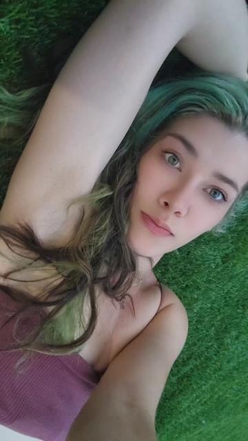 @Thegirlwiththecursemark