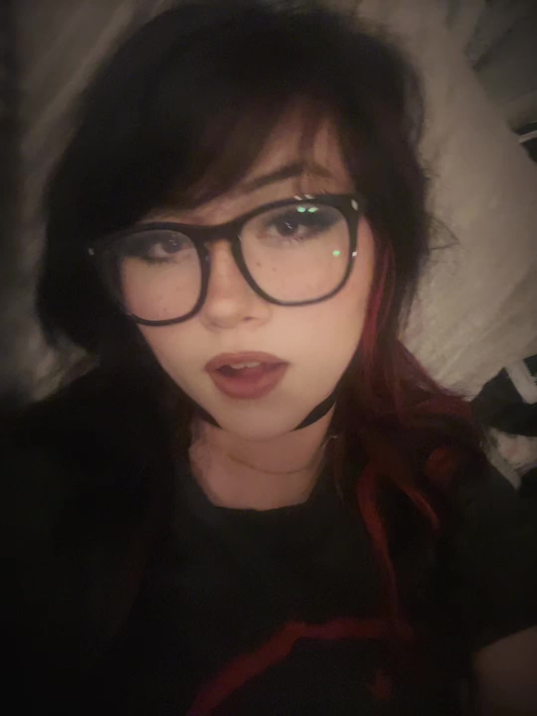 @isaphernelia