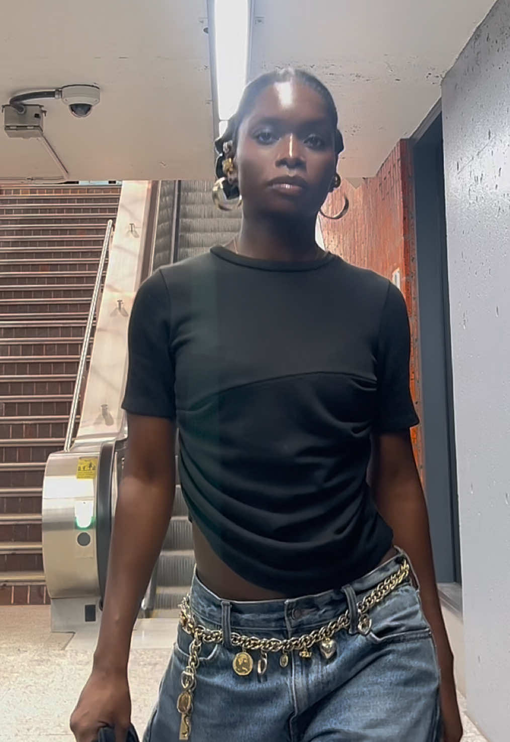 @stunninglymoi