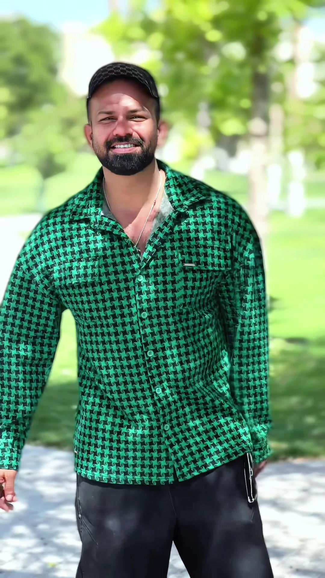@👑തൊപ്പിക്കാരൻ👑