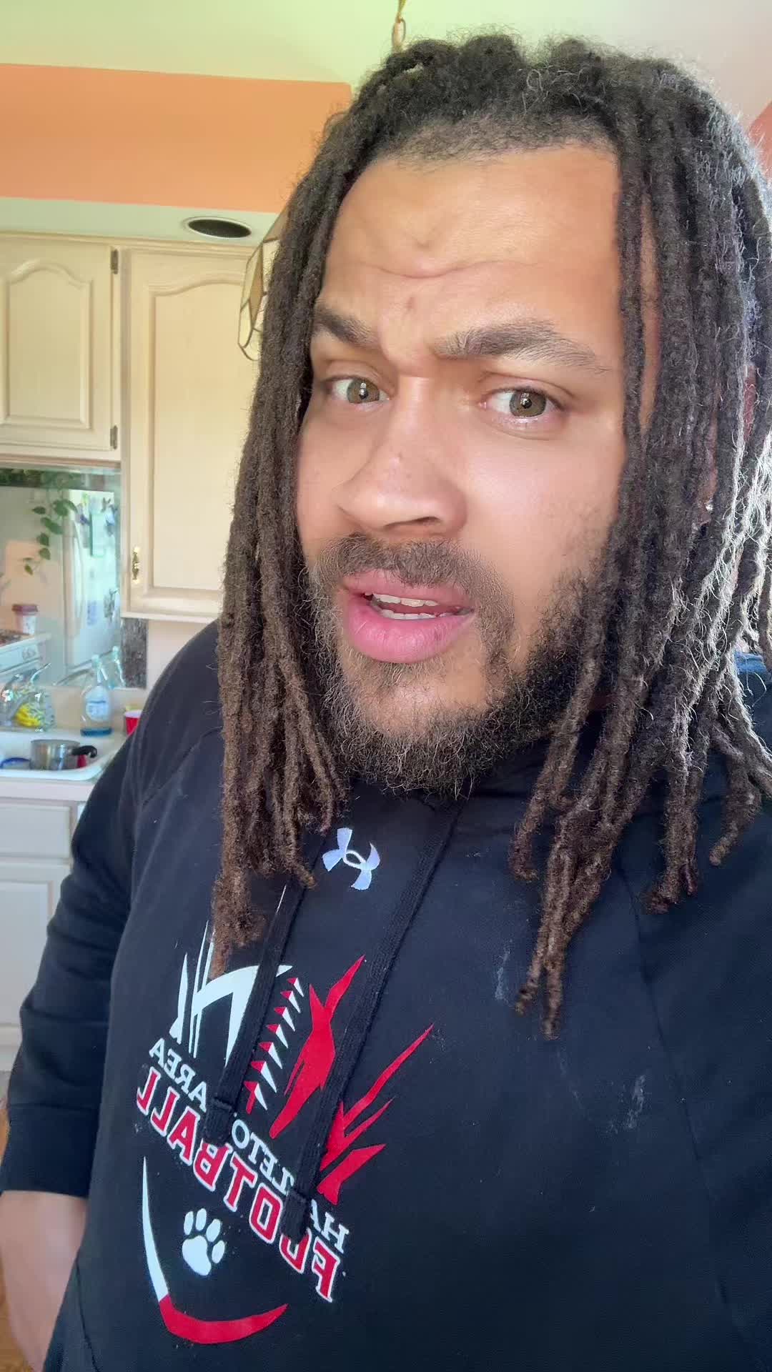 @80inscrubs🦄