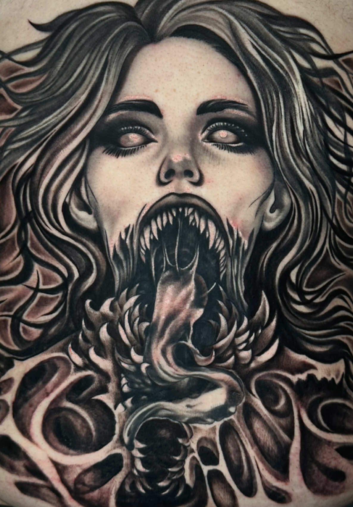 @Cam tattooist