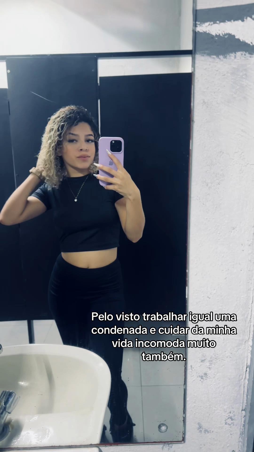 @Dona onça