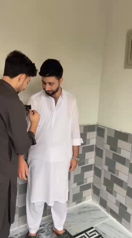 @Khan Baba