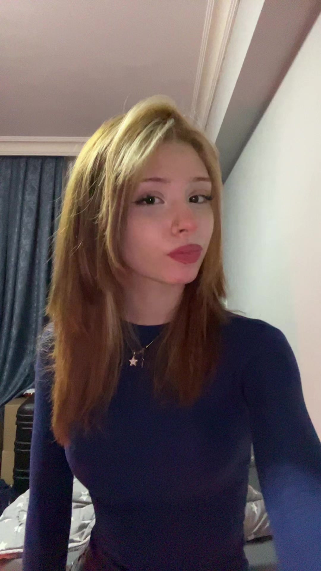 @azr