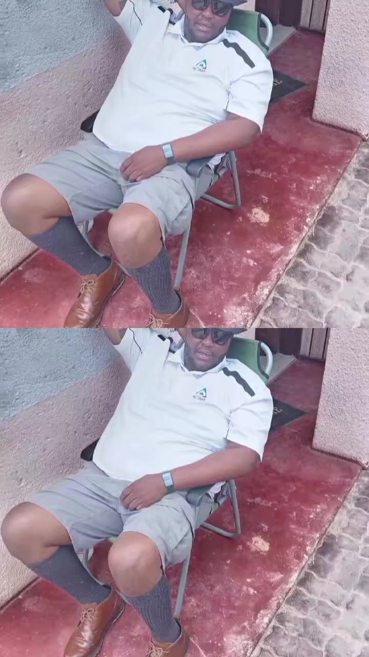 @Tee