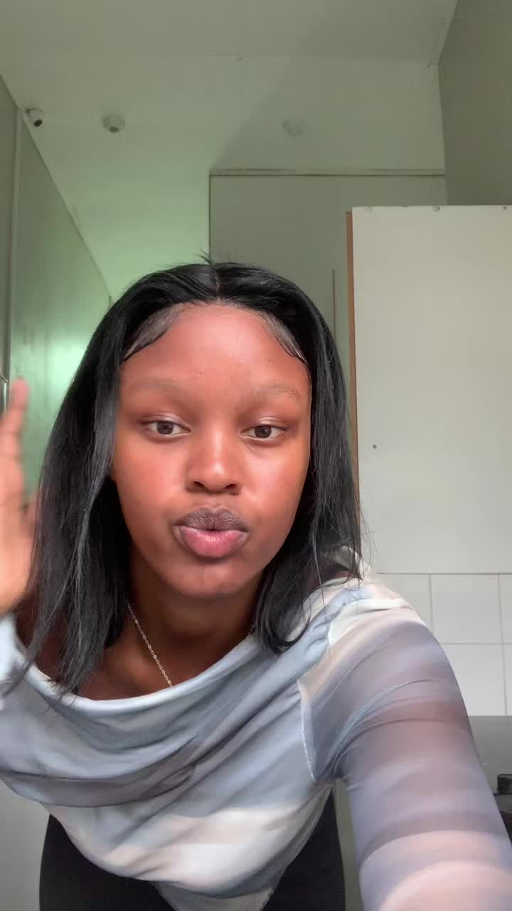 @simmy_moloi