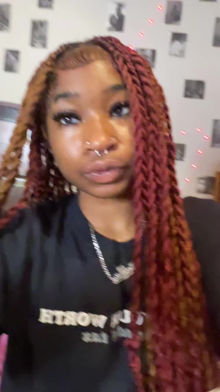 @RENIDAPOOH🧸👩🏾&zwj;❤️&zwj;💋&zwj;👩🏾
