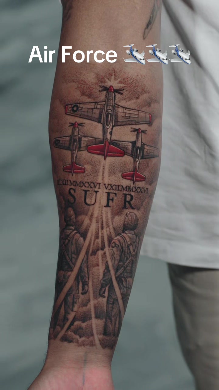 @Alex | Tattoo Artist