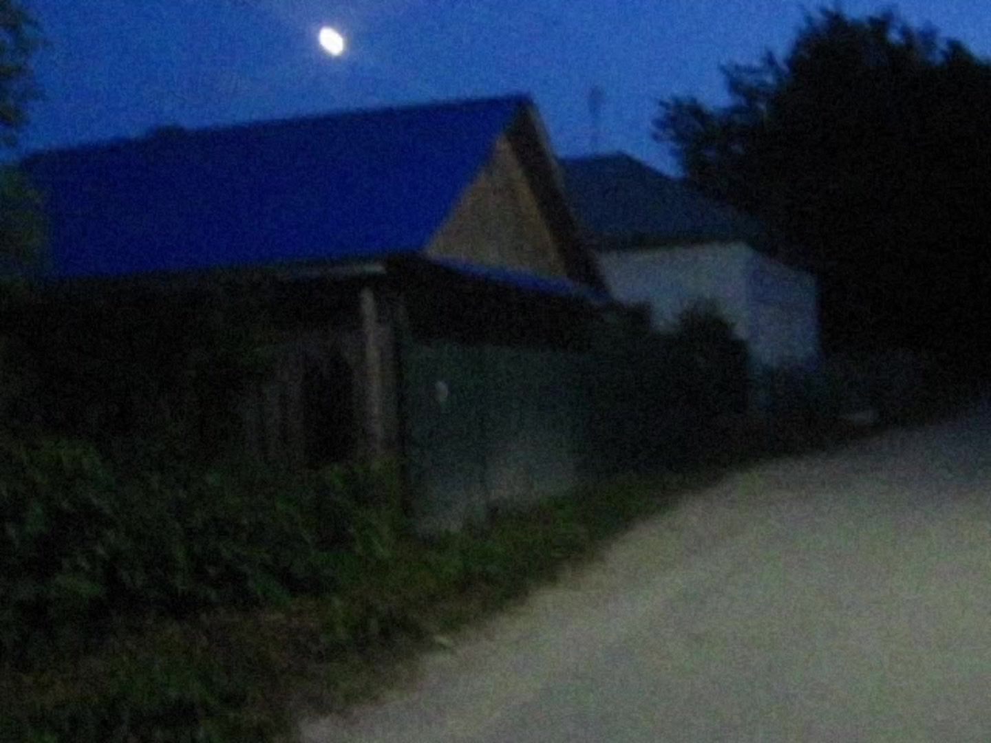 @Avsti
