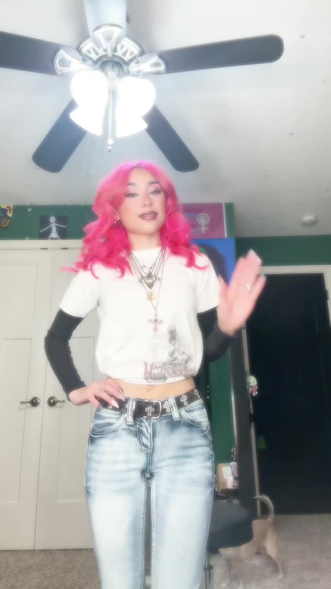 @Bellaa