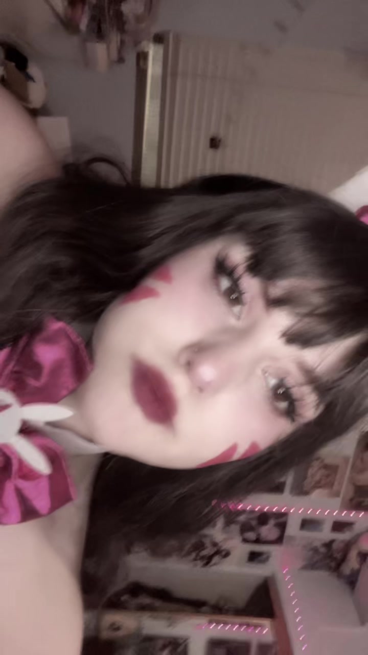 @lily