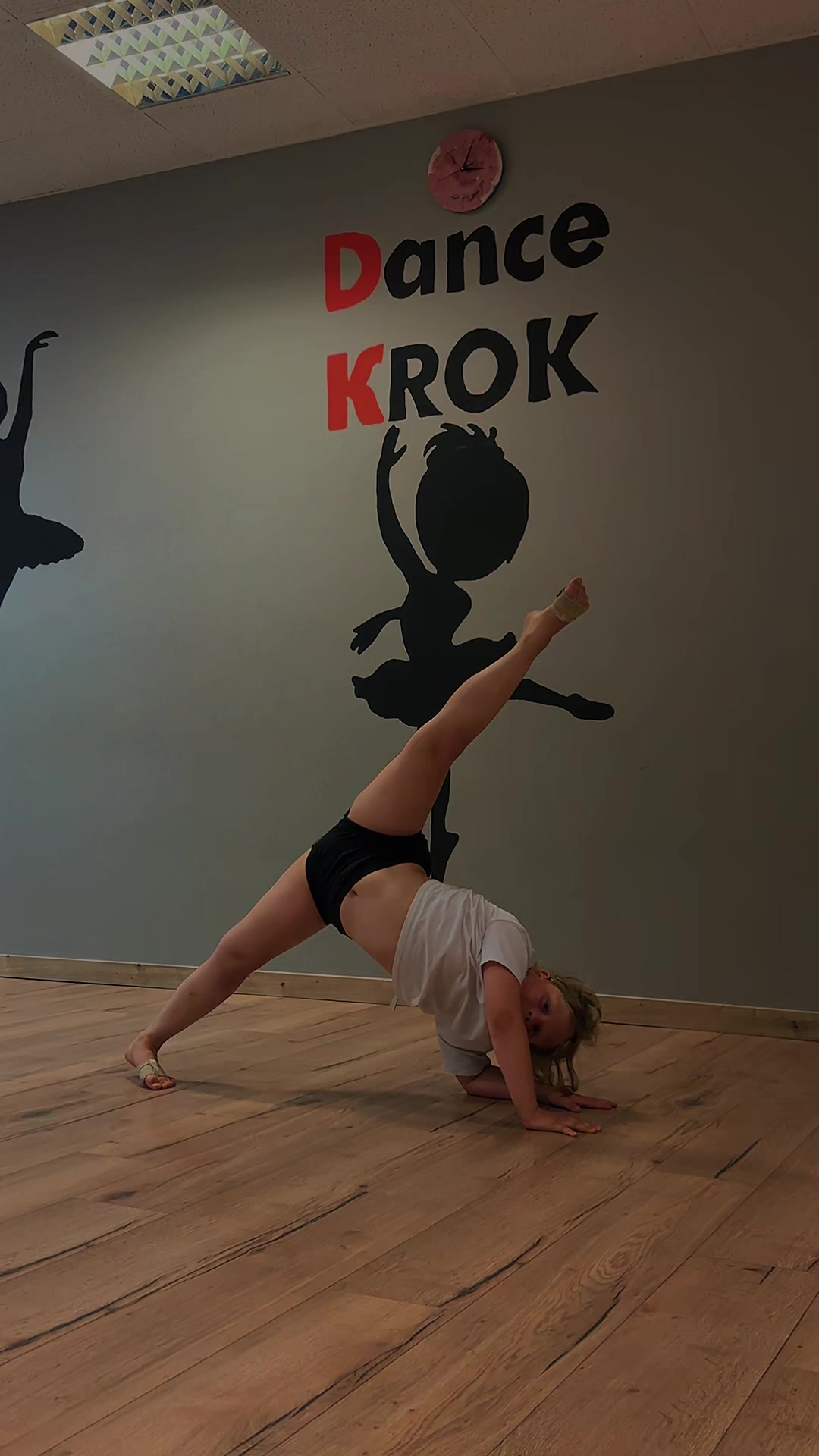 @DANCE KROK 🩰