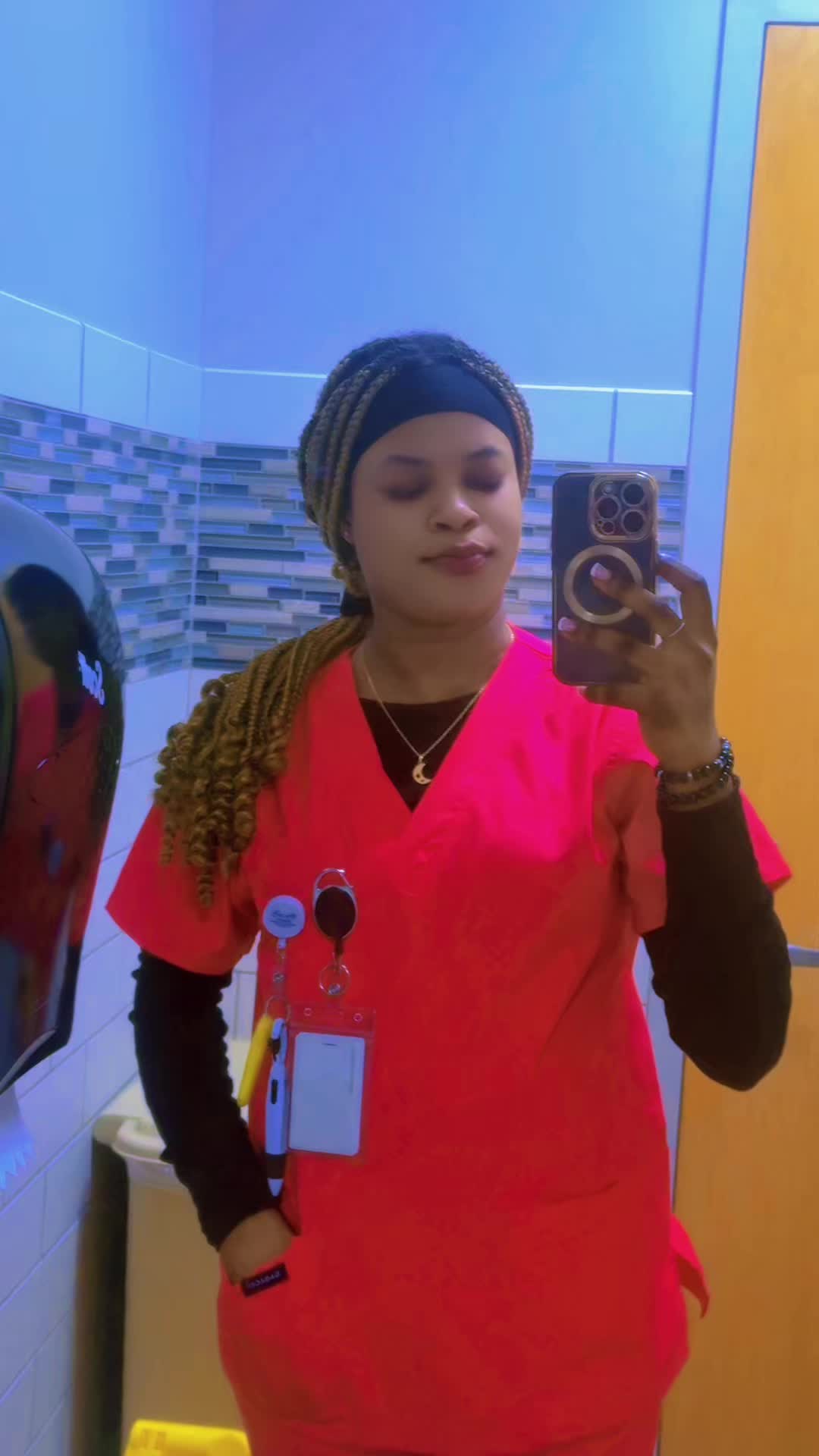 @AshMyWay🌻🥰💅🦋