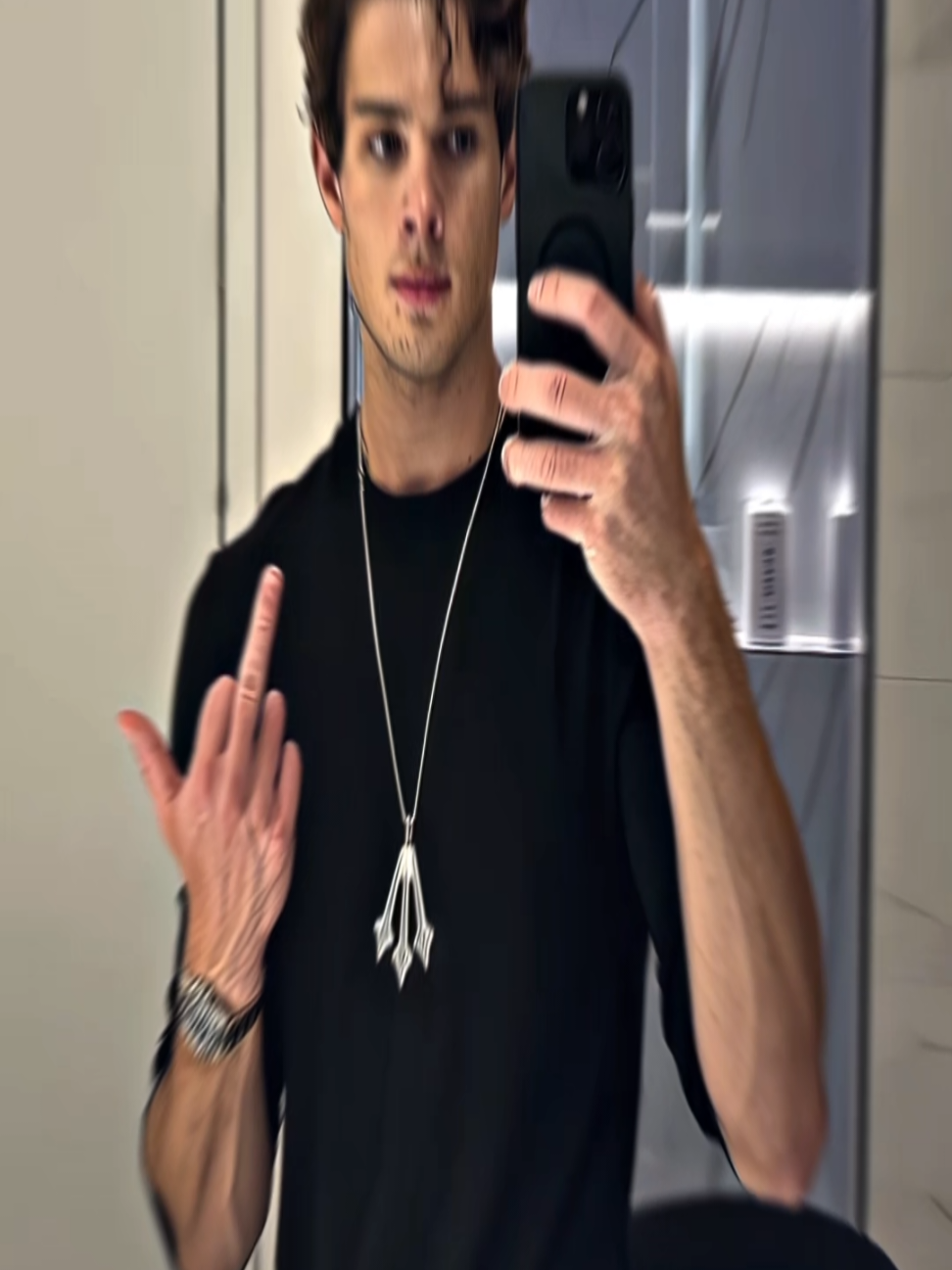 @ꜱʜɪᴢᴢʏ 𒈔