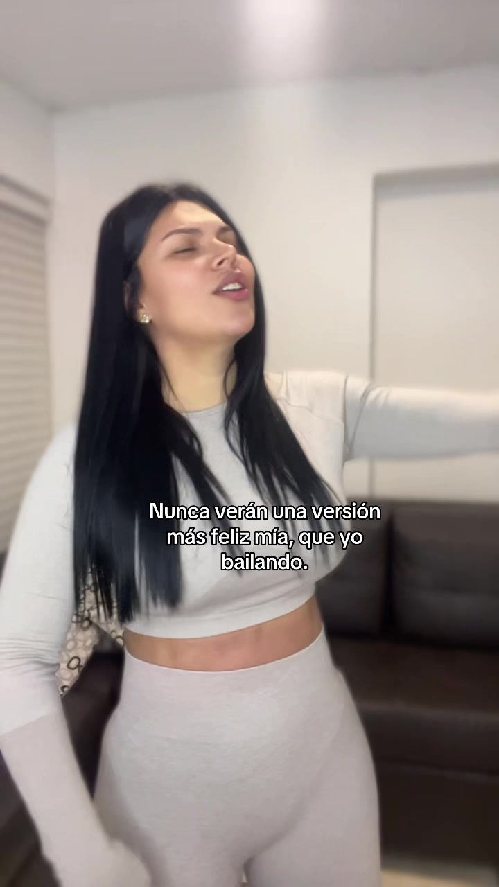 @dianalinaresg