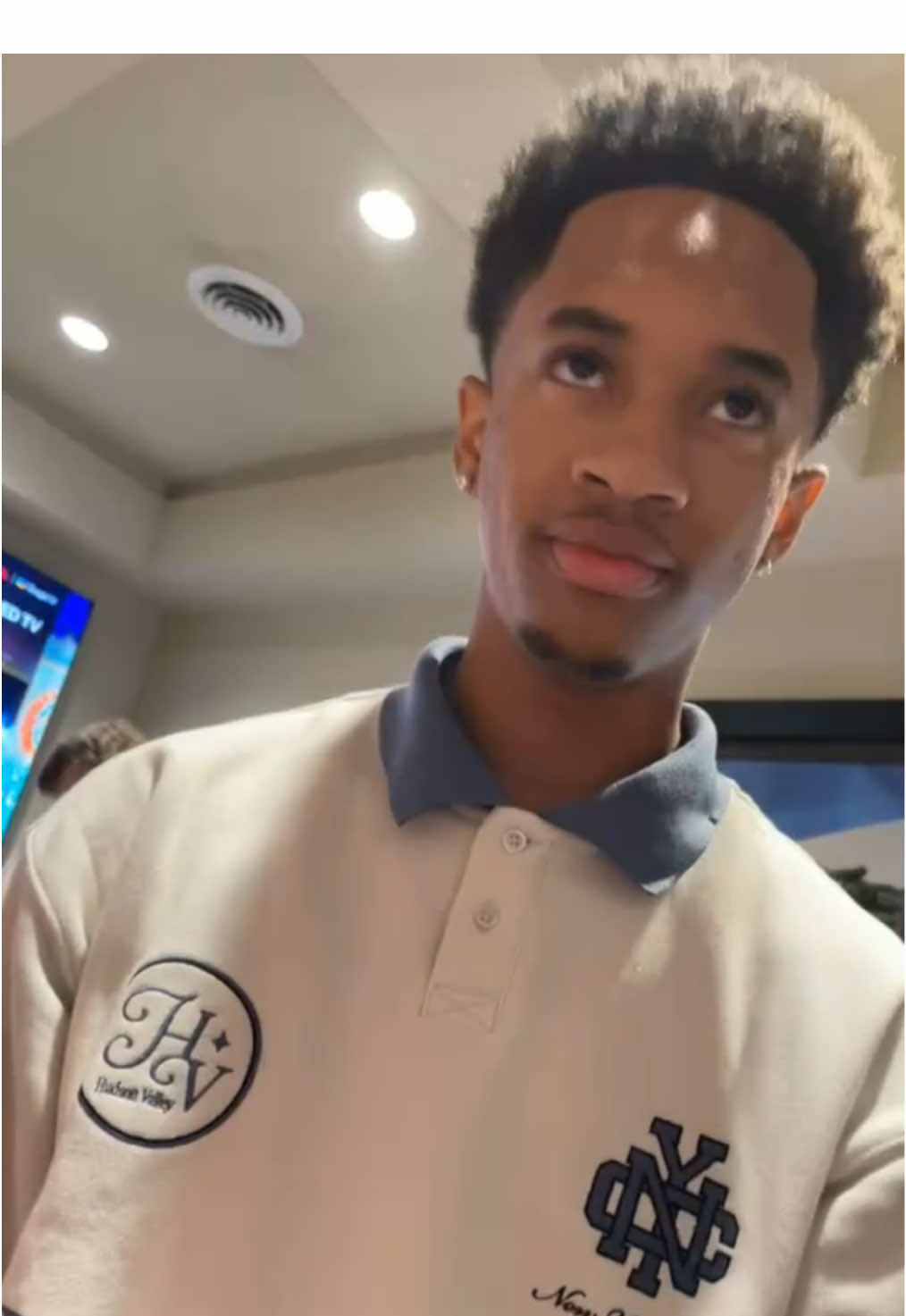 @⚜️
