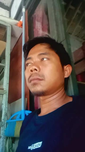 @yush