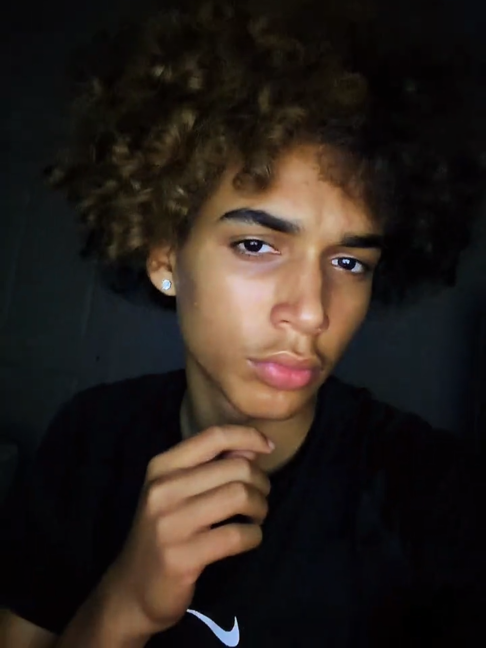 @Team Lightskin 💛💛💛