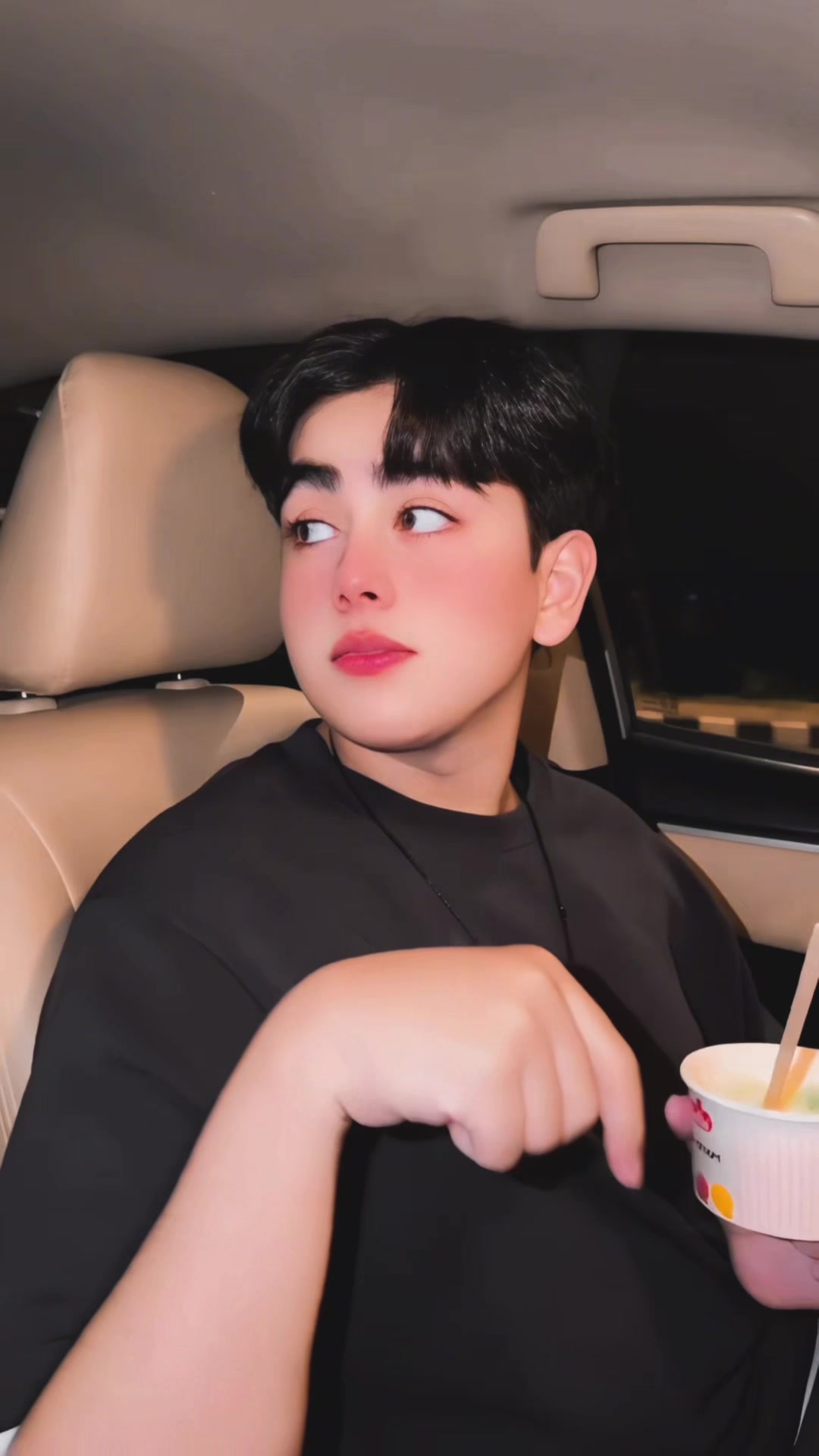 @𝙃𝙚: 𝘼  𝙒𝙊𝙇𝙁 🐺🥵