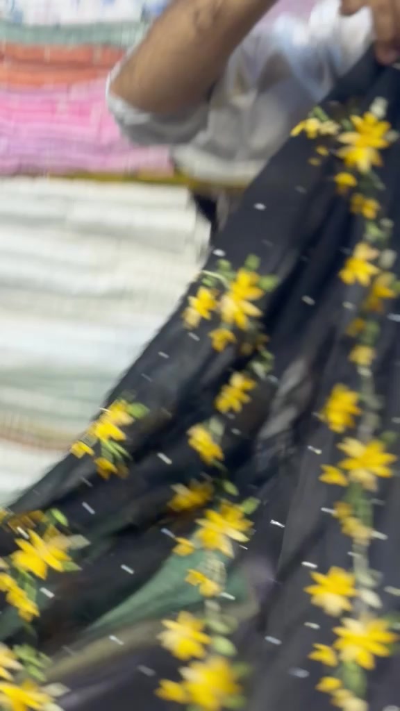 @Najeeb pashmina shawl centre