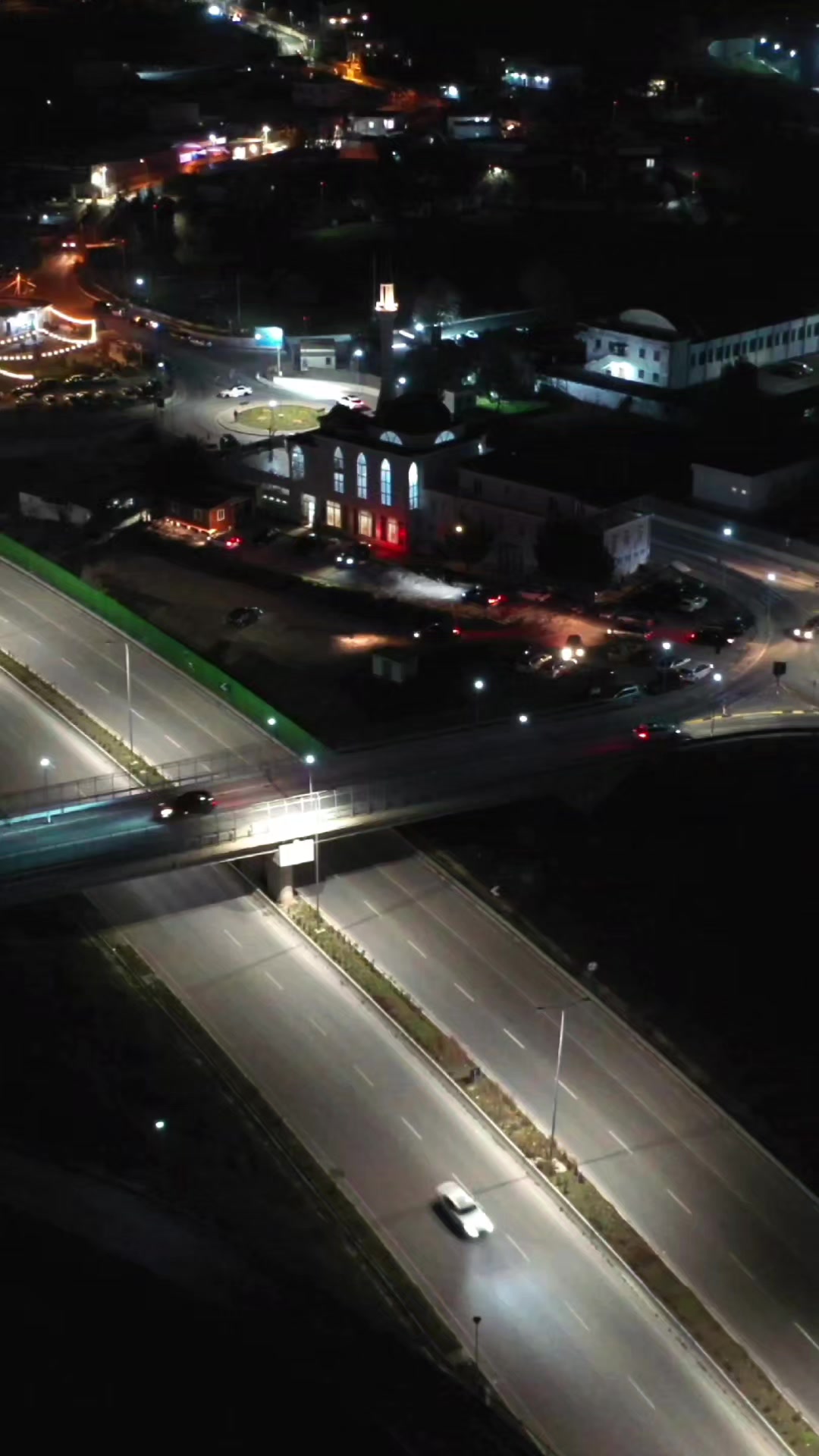 @Fark&euml; Tiran&euml;