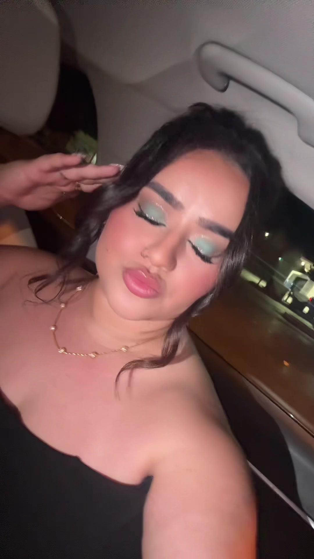 @itsamadlife_