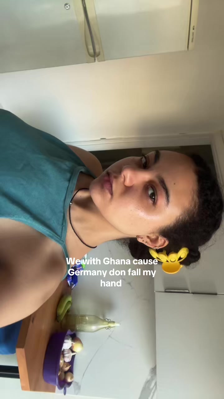 @Tessinio