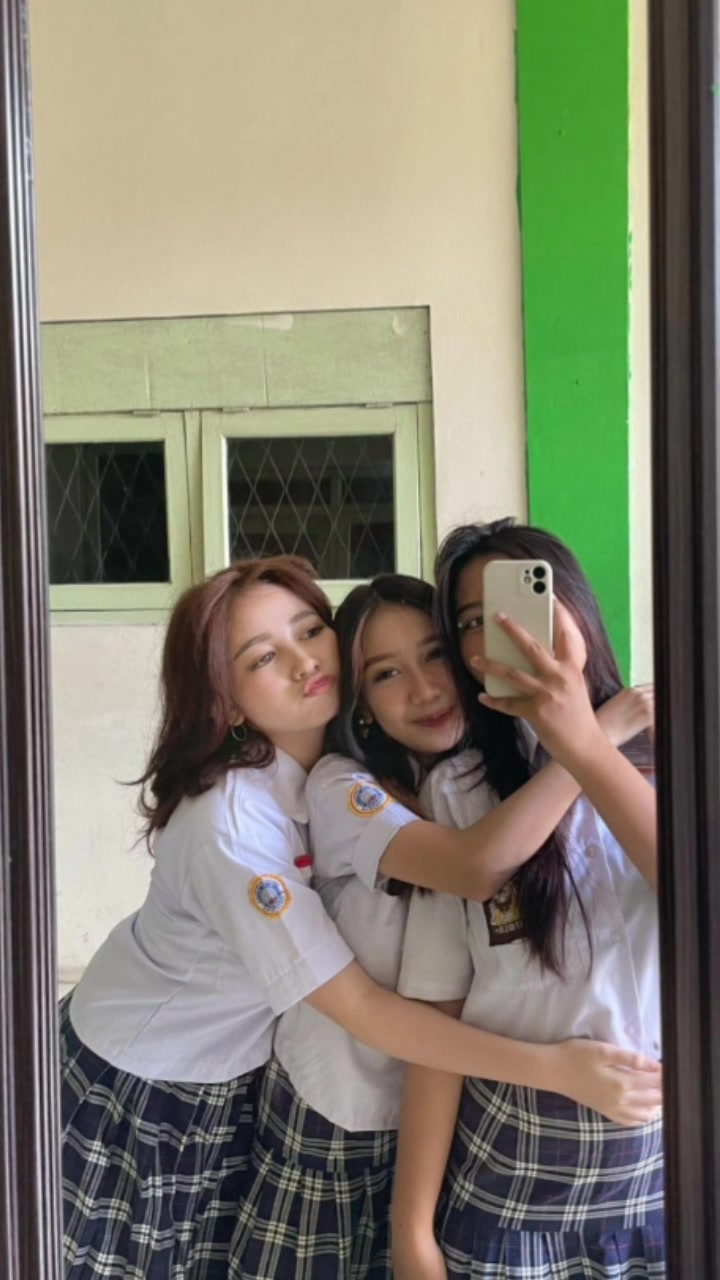 @tia