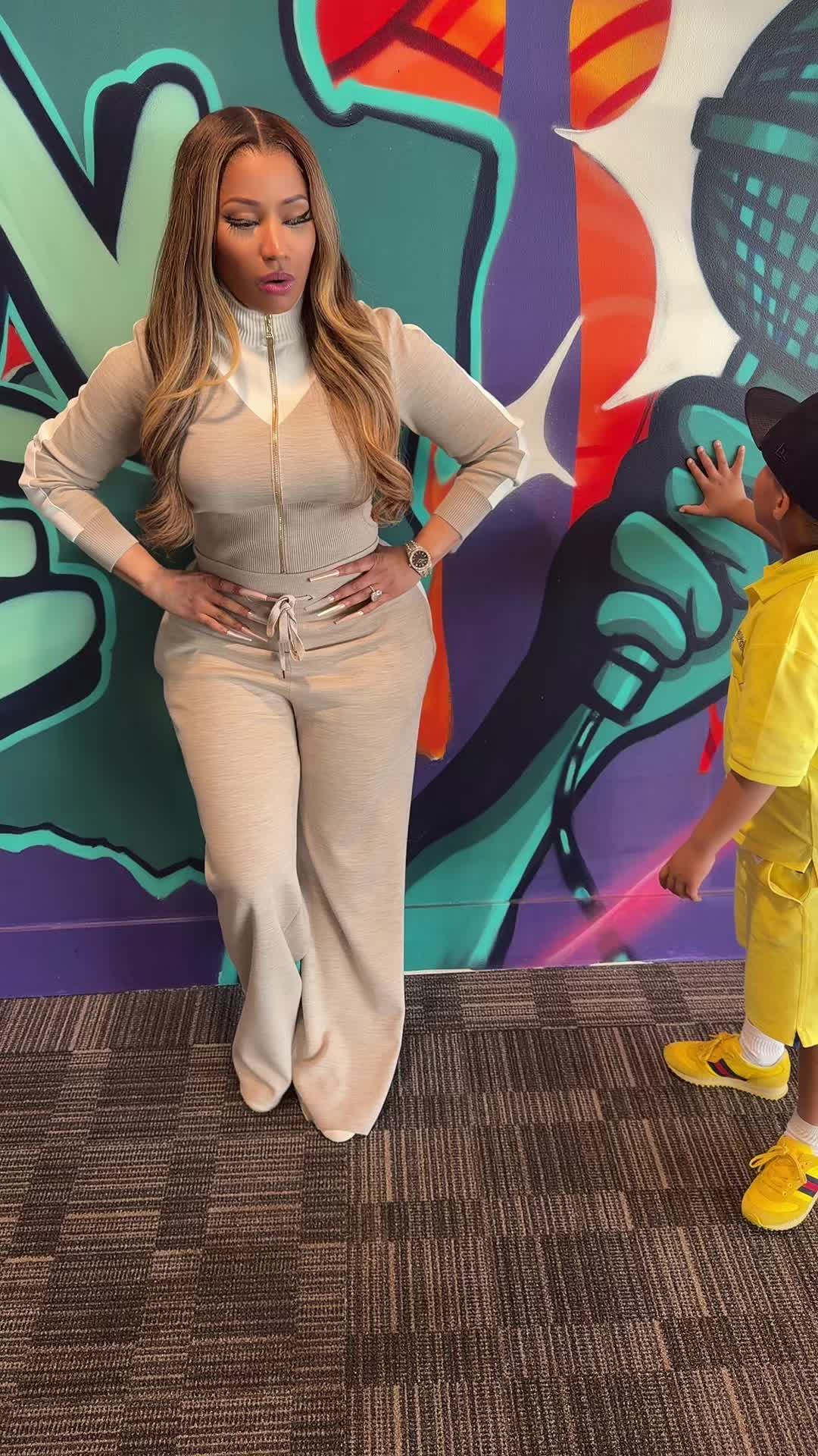 @Nicki Minaj