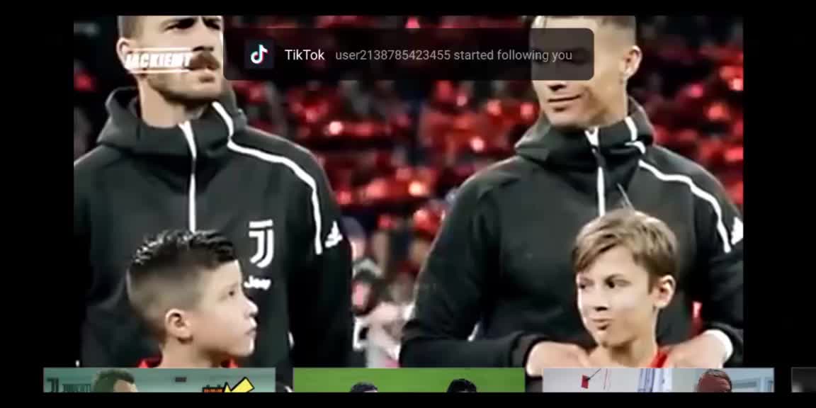 @Th_e_ja_s CR7 🖤