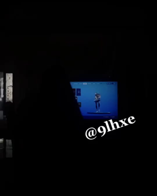 @❌