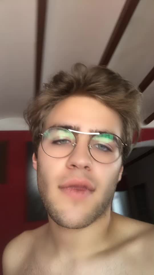@Adri&aacute;n Fern&aacute;ndez