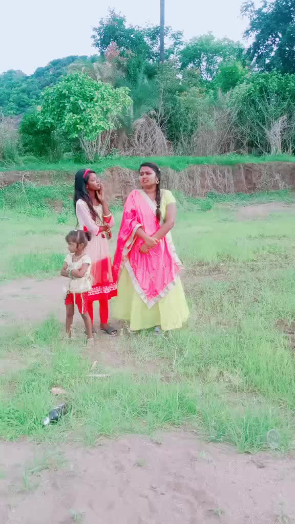 @radhaa