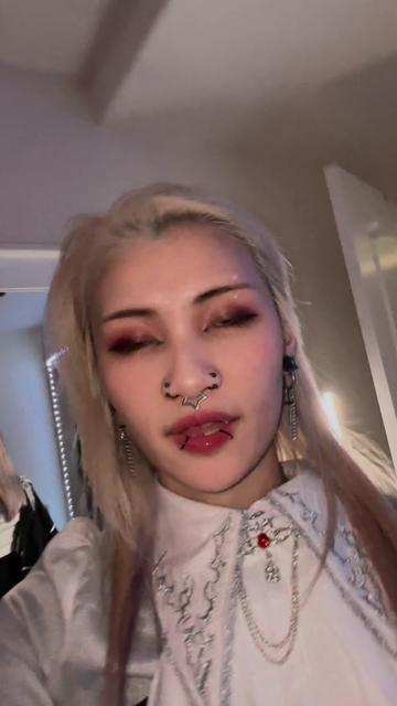 @_cosplaynerd16
