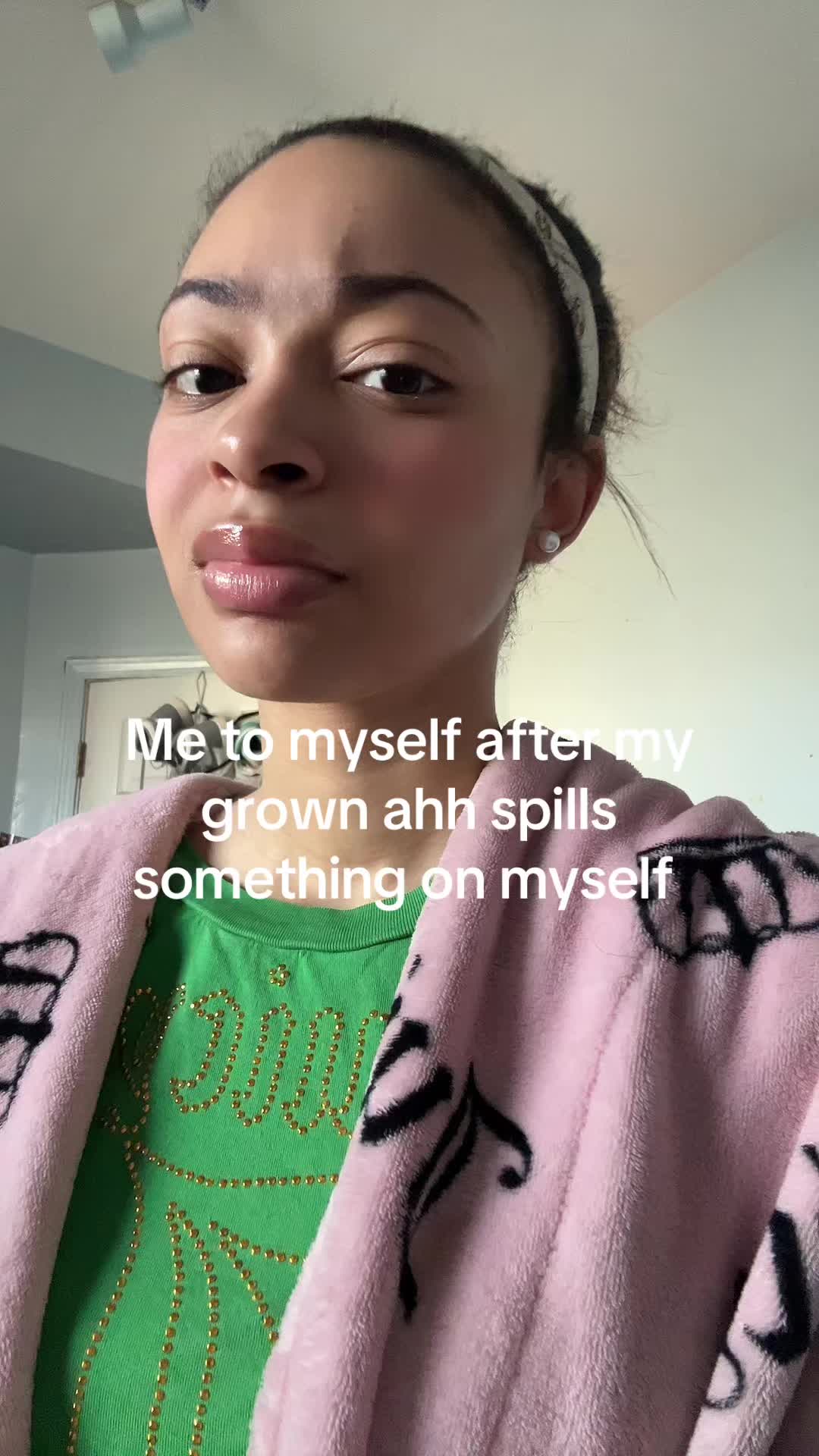 @⃟
