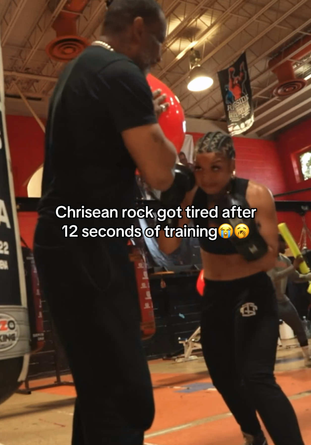 @chrisean