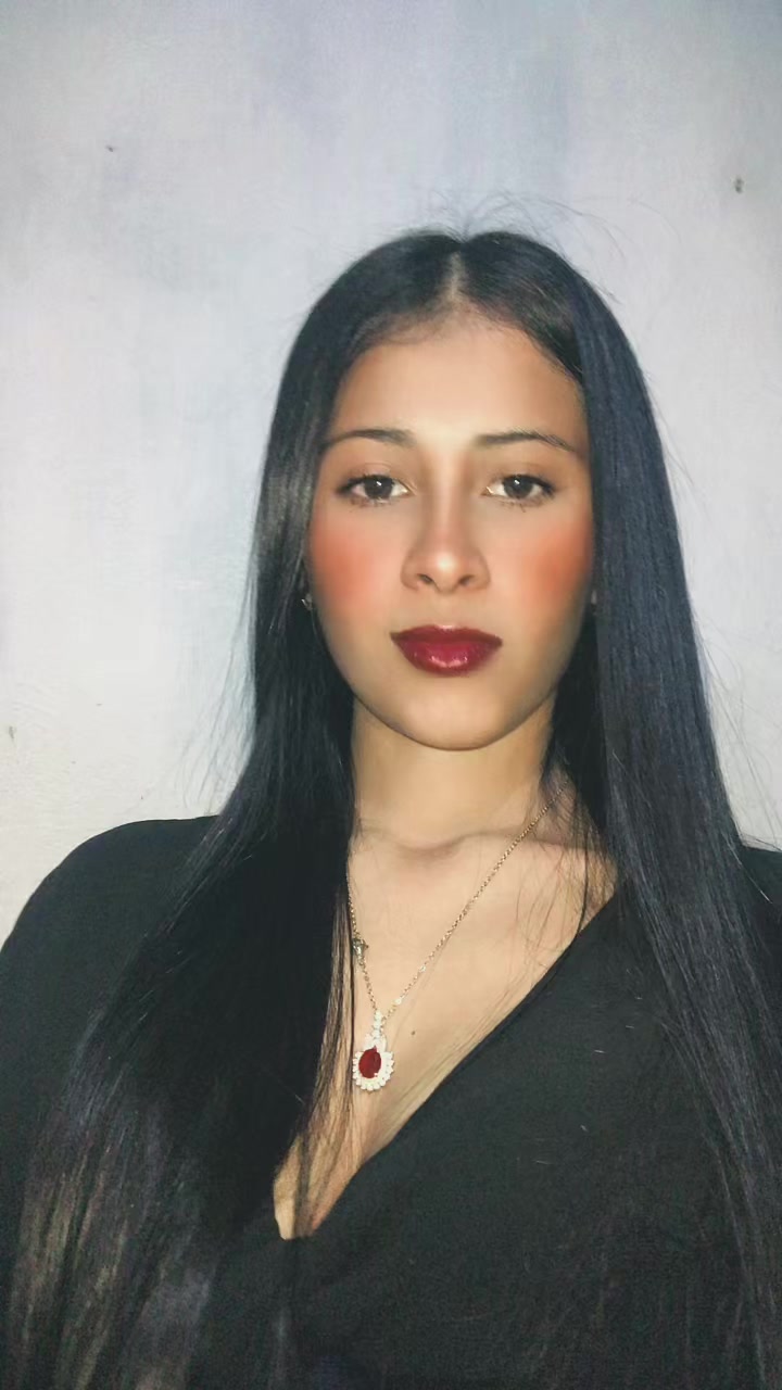 @Viviana
