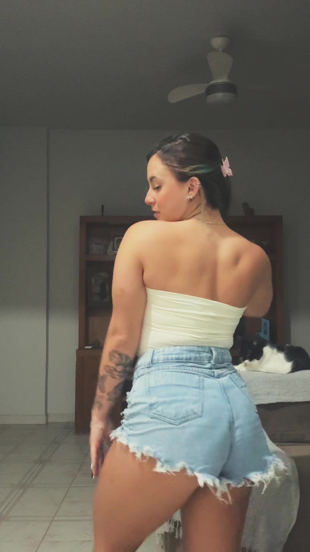 @GABRIELA CECILIO